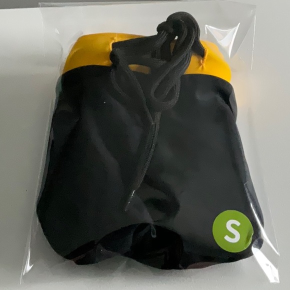 Super cute men’s swim briefs - Picture 9 of 9